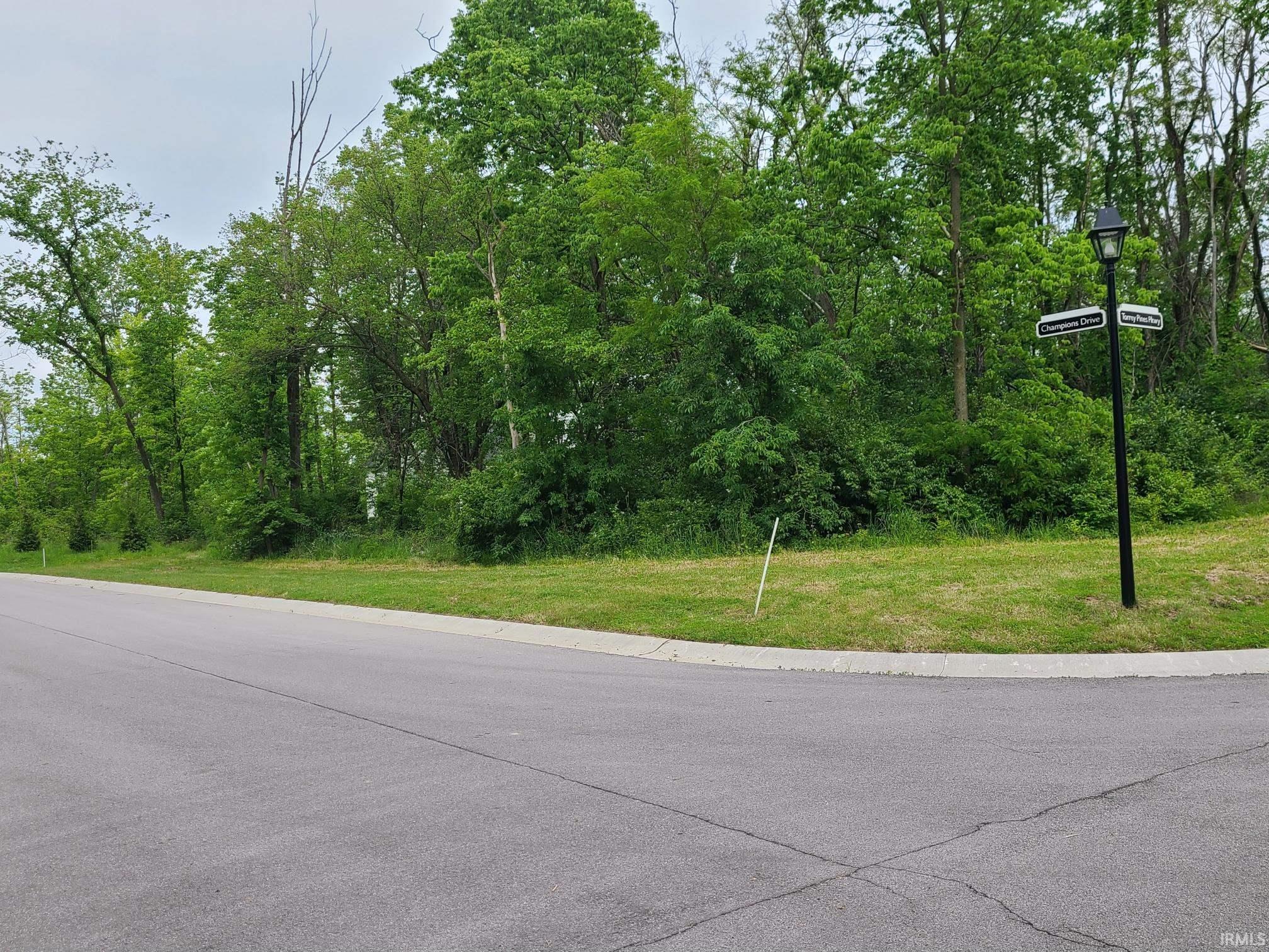 Image of 3723 Torrey Pines Parkway